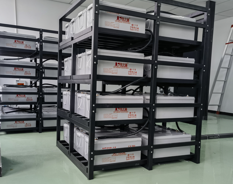 大型UPS电源供应机房：如何选择稳定可靠的电力守护者