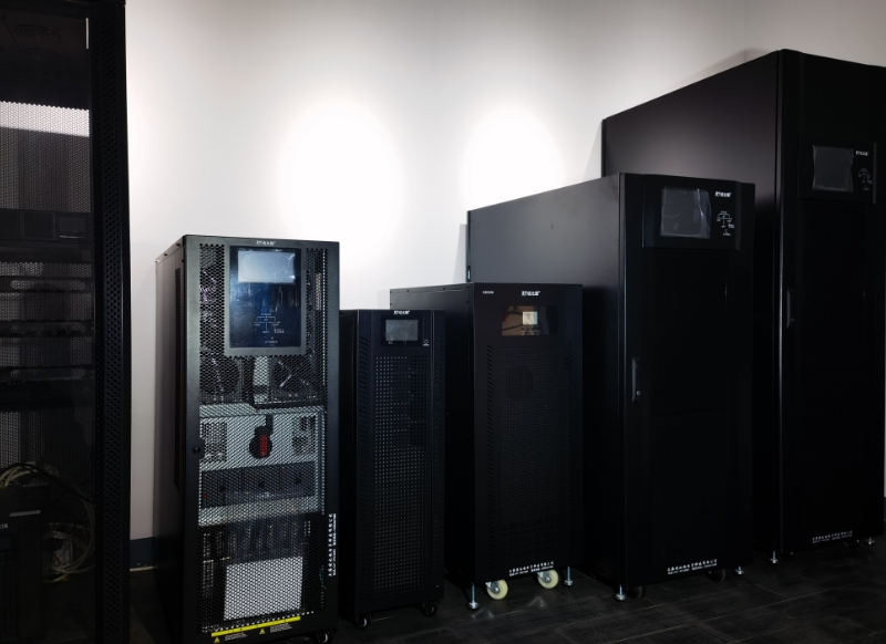 UPS不间断电源的输入电压是多少？全面解析输入电压范围与适配场景