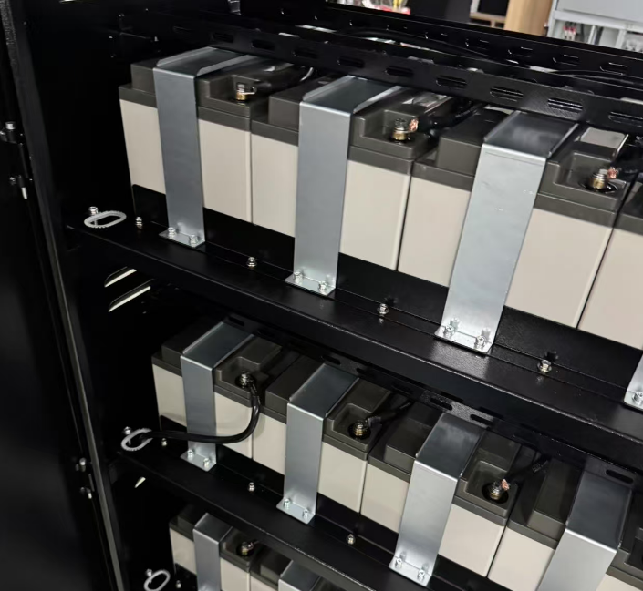 深圳UPS不间断电源厂家联系方式全解析：定制化服务怎么选？